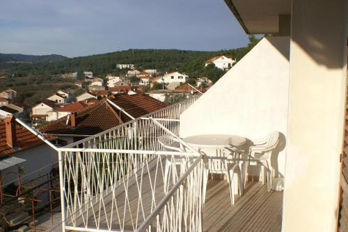 Apartments With A Parking Space Jelsa (hvar) - 2062