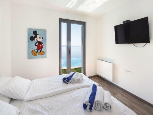 Four-bedroom Holiday Home In Jesenice