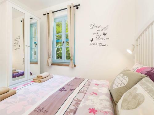 Two-bedroom Holiday Home In Jurdani