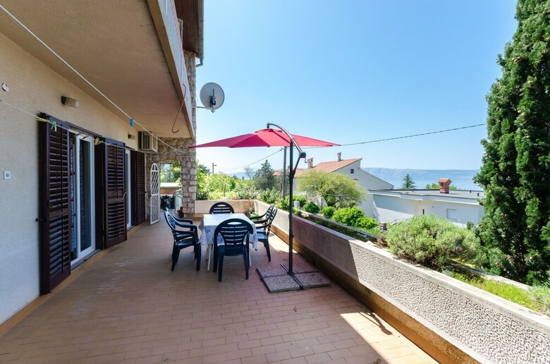 Hostal Apartments And Room Sreten