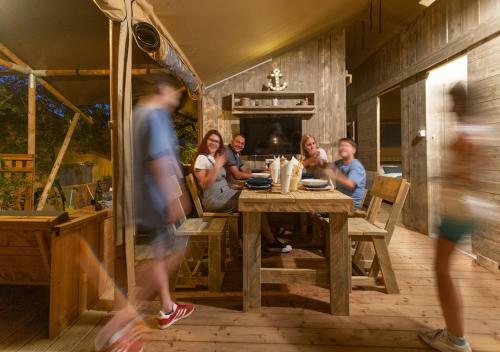 Fisherman's Glamping Village