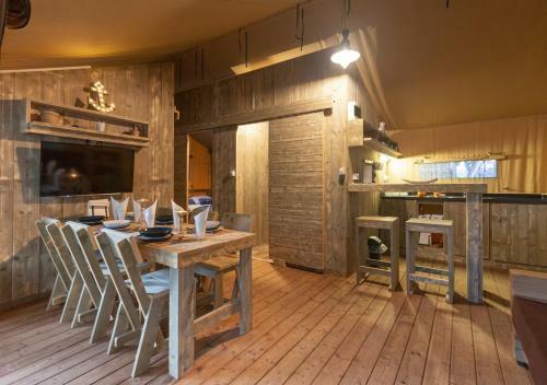 Fisherman's Glamping Village