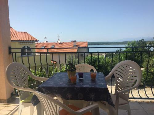 Apartments In Klimno/insel Krk 12514