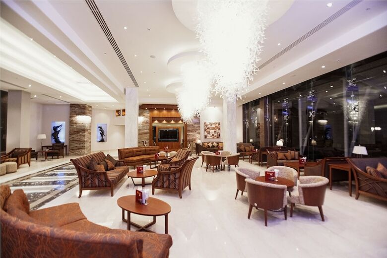 Hotel Xperience Kiroseiz Parkland