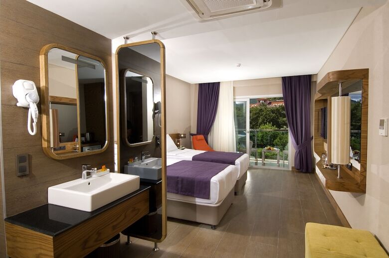Casa De Maris Spa And Resort Hotel