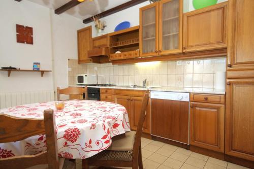 Apartment Zrnovska Banja 9226b