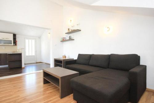 Apartment Vrbovica 4452b