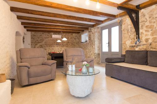 Holiday Home Veli Dvor