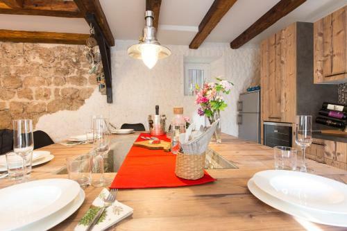 Holiday Home Veli Dvor