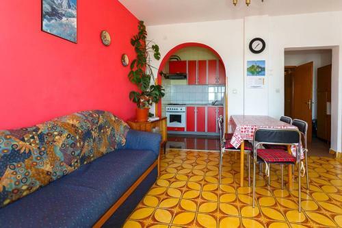 Hostal Apartments And Rooms With Parking Space Krk - 14322