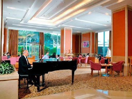 Hotel Crown Plaza, Izmir