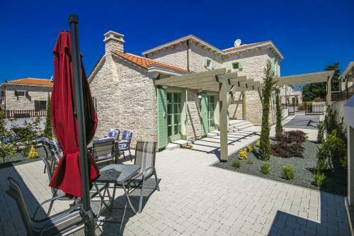 Medulin Stone Villa Zadie