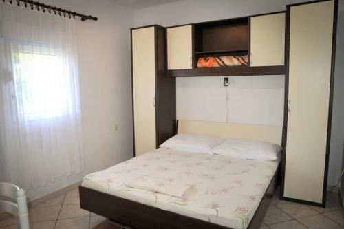 Apartmenthouse Lopar (4229)