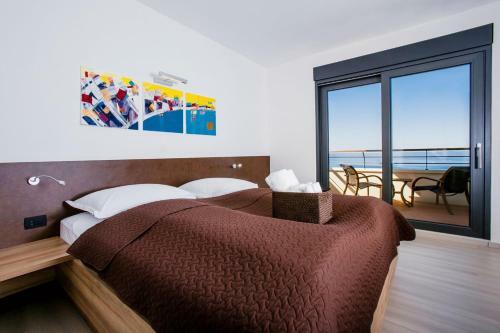 Villa Ctvb105/ - Modern Holiday Home With Private Pool