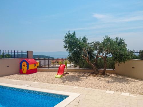 Holiday Home Villa Lendi�