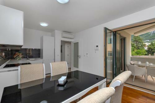 Beach Apartment Bilich