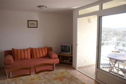 Apartments In Malinska/insel Krk 12794