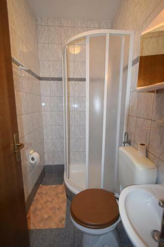 Apartments Petrica