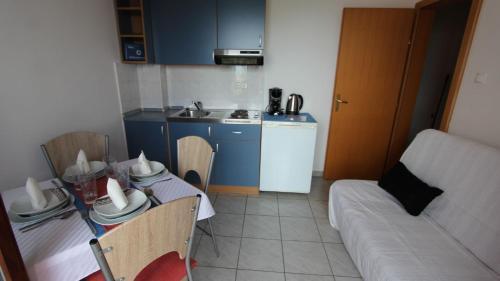 Apartment In Malinska/insel Krk 35483