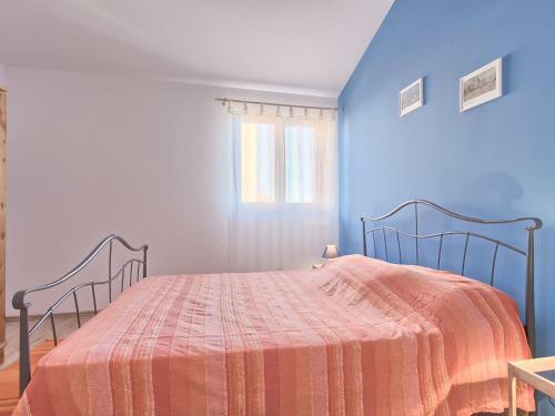 Peaceful Holiday Home In Marcana With A Handmade Fireplace