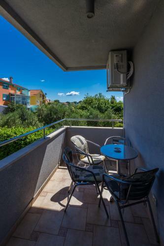 Adriano 2br Apartment With Terrace