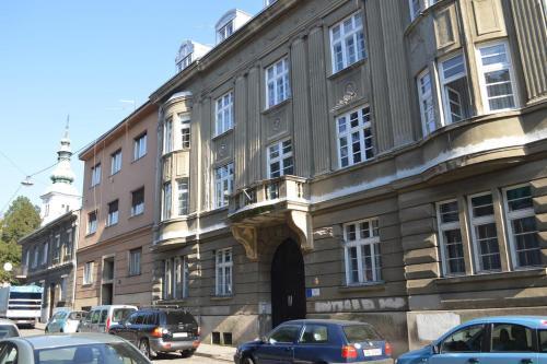 Apartments With Wifi Zagreb - 16061