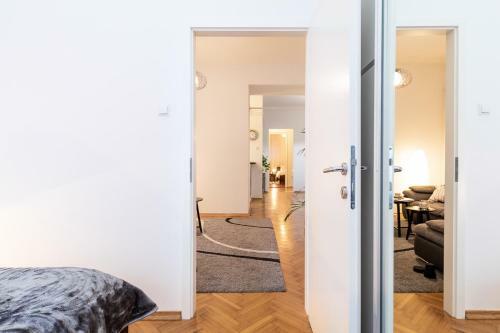 Modern Spacious 3bdr Apartment In Heart Of Zagreb