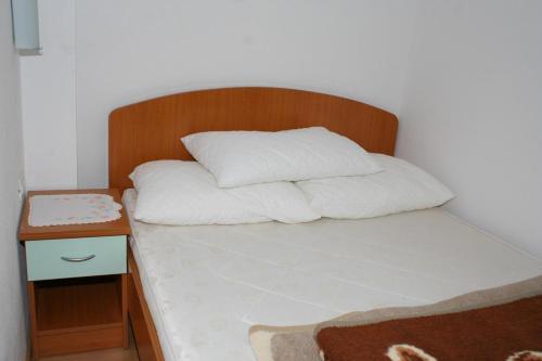 Apartments By The Sea Zaostrog (makarska) - 2649