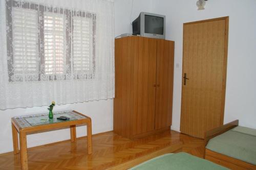 Apartments By The Sea Zaostrog (makarska) - 2649