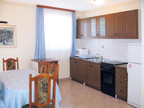 Apartment Haus Villa Dorina (pul163)