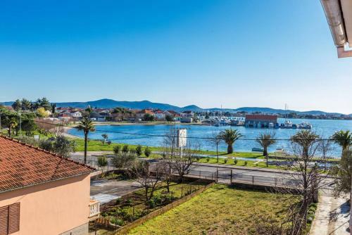 Sea View Apartments Pericic