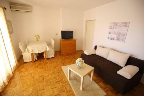 Sea View Apartments Pericic