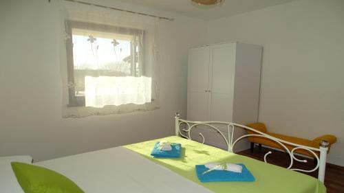 Villa Holiday Home Iva With Pool