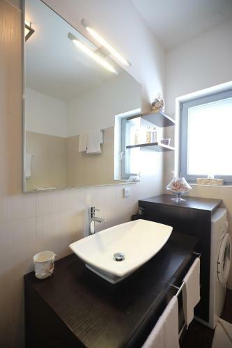 Villa Olive Garden Apartments