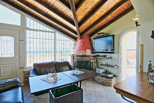 Villa Athanasia Beach House