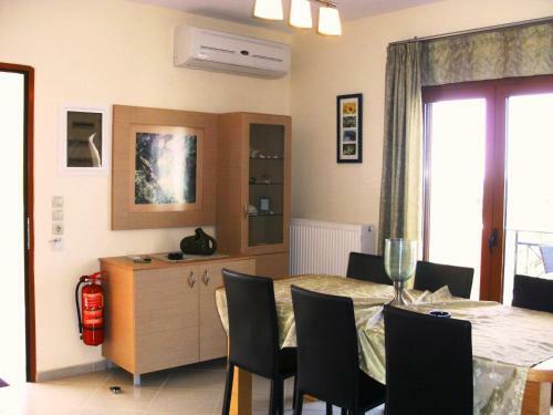 Helidonia Villas - Kimon