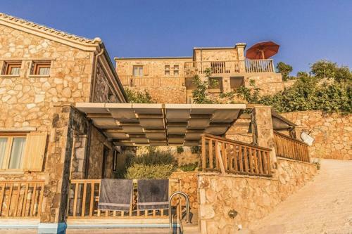 Agios Nikitas Villa Sleeps 7 Pool Air Con Wifi