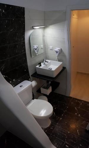 Hostal Amarain Luxury Suites