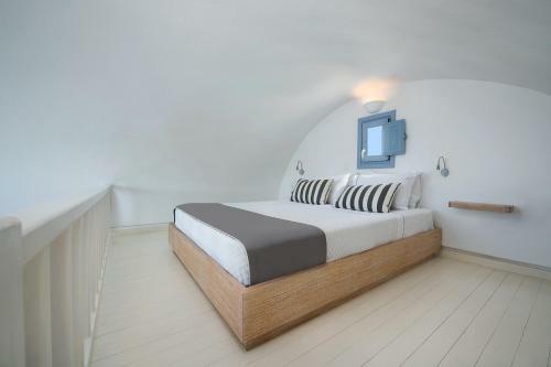 Apanemo Hotel & Suites