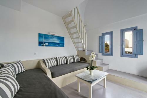Apanemo Hotel & Suites