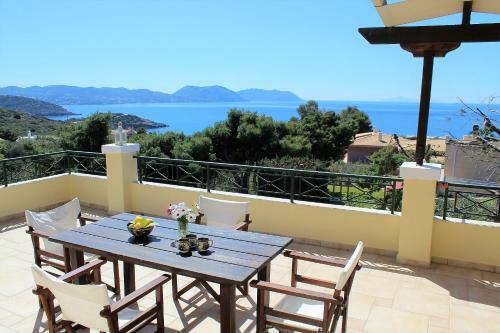 Villa Blue Sea Complex With Sea View