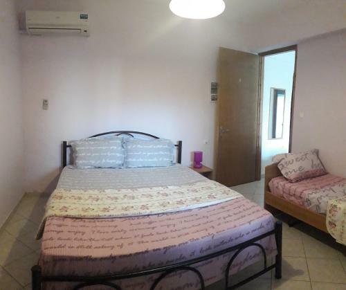 Apartamento Elena Rooms-apartments