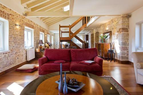 Tenedos Apartment
