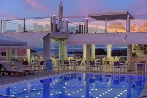 Apartamento Yassas Studios And Suites