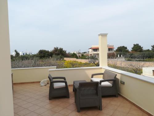 Hostal Amforeas Retreat Guesthouse