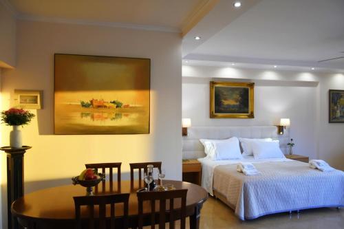 Hostal Amforeas Retreat Guesthouse