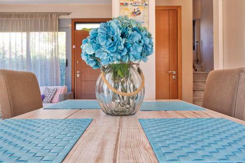 Villa Elegant New Maisonette Near The Sea