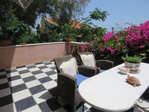 Apartamento Aegina Beach Suite