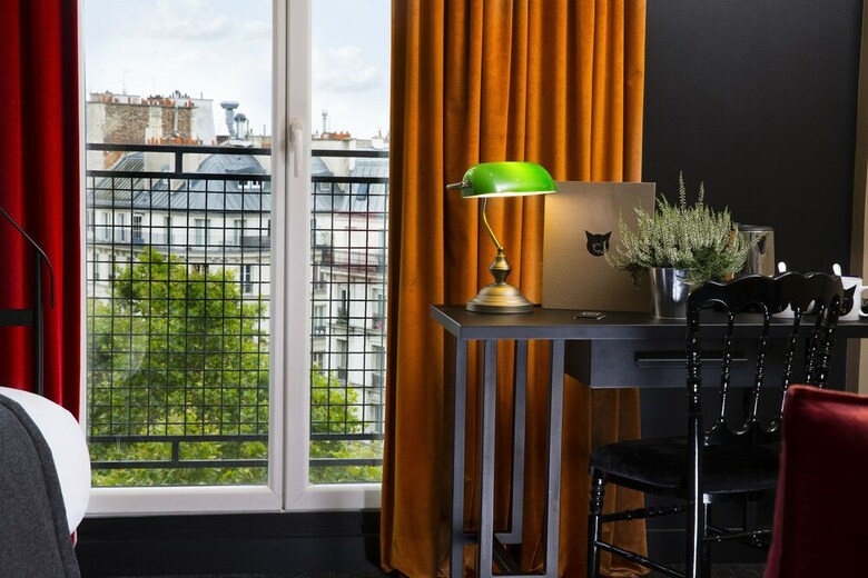 Chat Noir Design Hotel