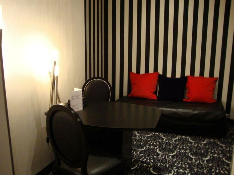 Hotel Peyris Opera